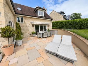 Sun Terrace- click for photo gallery
